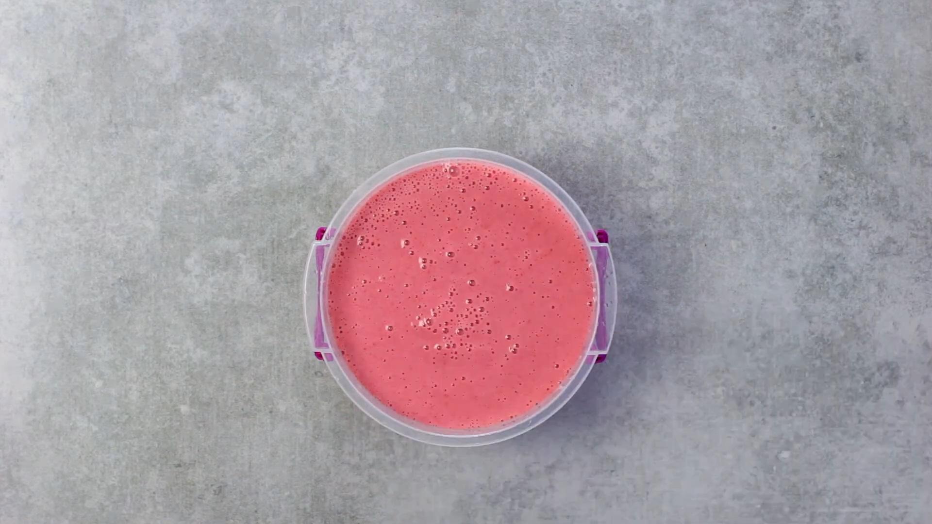 สูตร - เชอร์เบทโยเกิร์ตสตรอว์เบอร์รีโฮมเมด - ขั้นตอนที่ 6