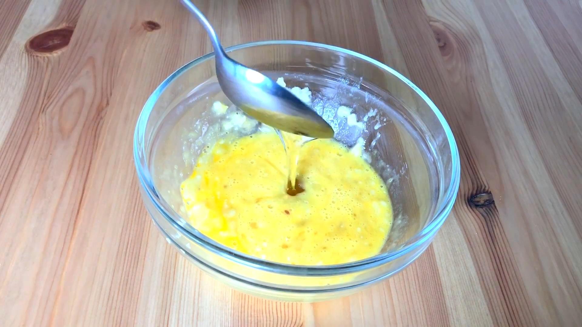 Recepta - Pastís de plàtan en tassa per al microones (sense lactis) - Pas 3