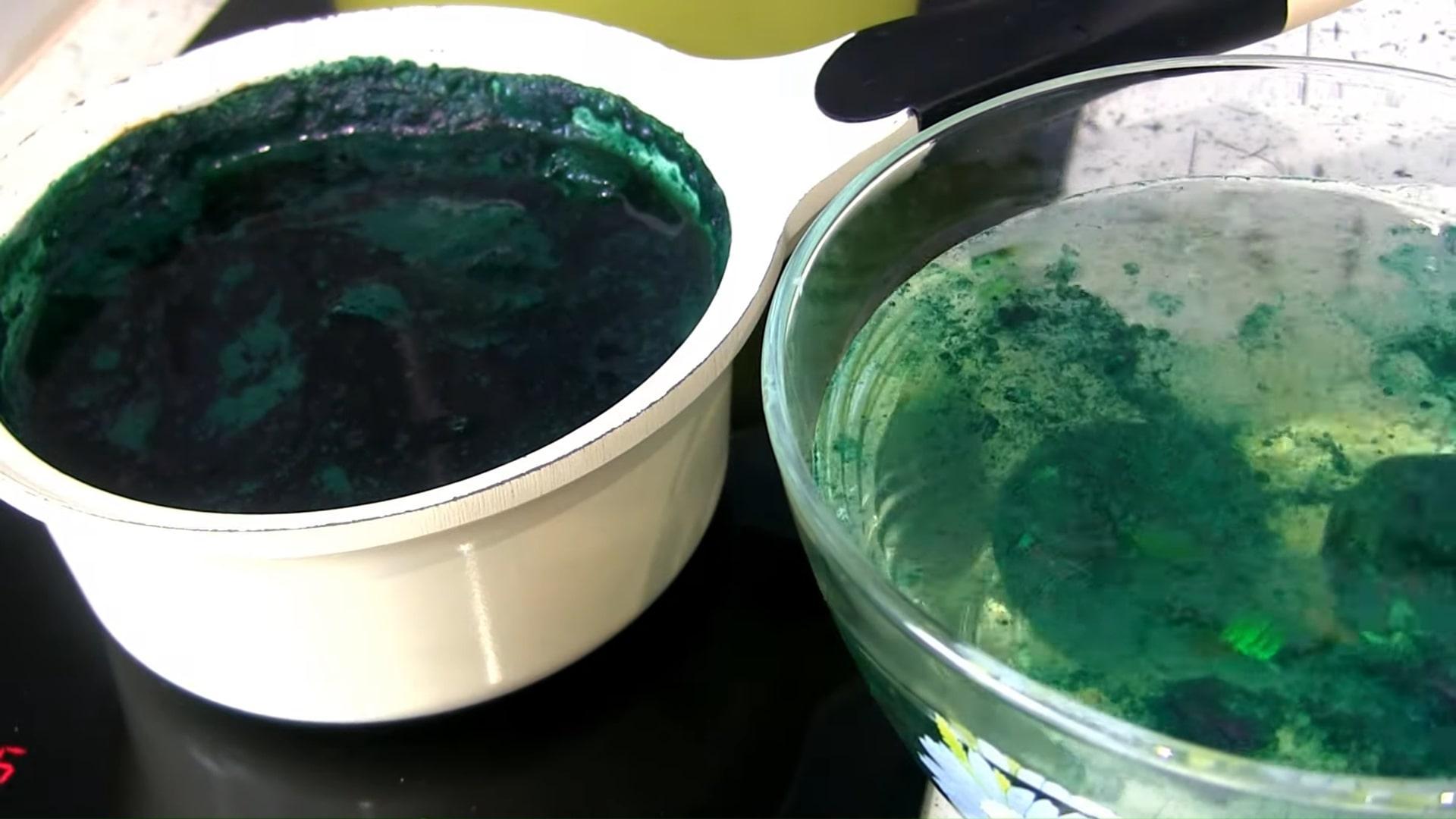 وصفة - كيفية تلوين البيض بقشور البصل واللون الأخضر اللامع - الخطوة 6