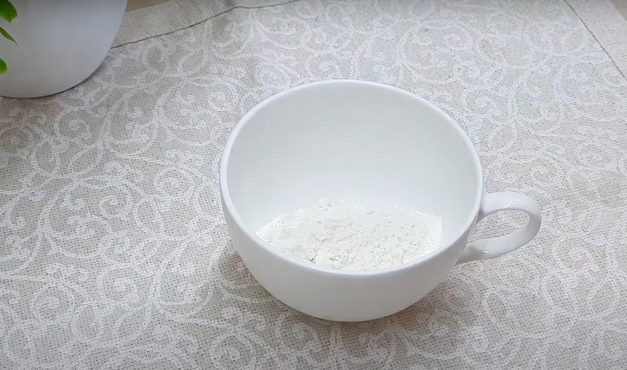 Recette - Gâteau aux pépites de chocolat au micro-ondes - Étape 1