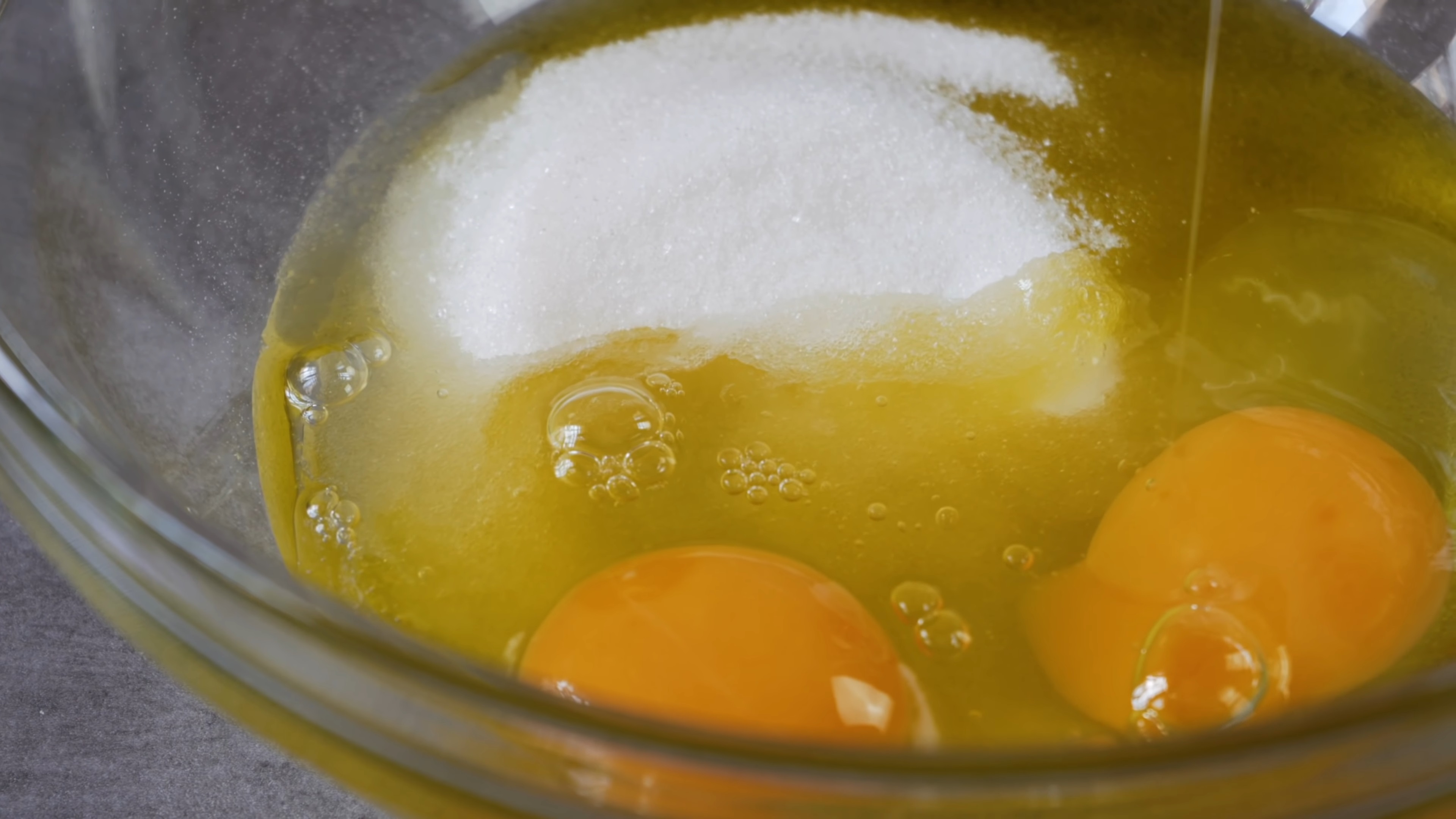 Recepta - Magdalenes de crema agra amb llimona - Pas 2