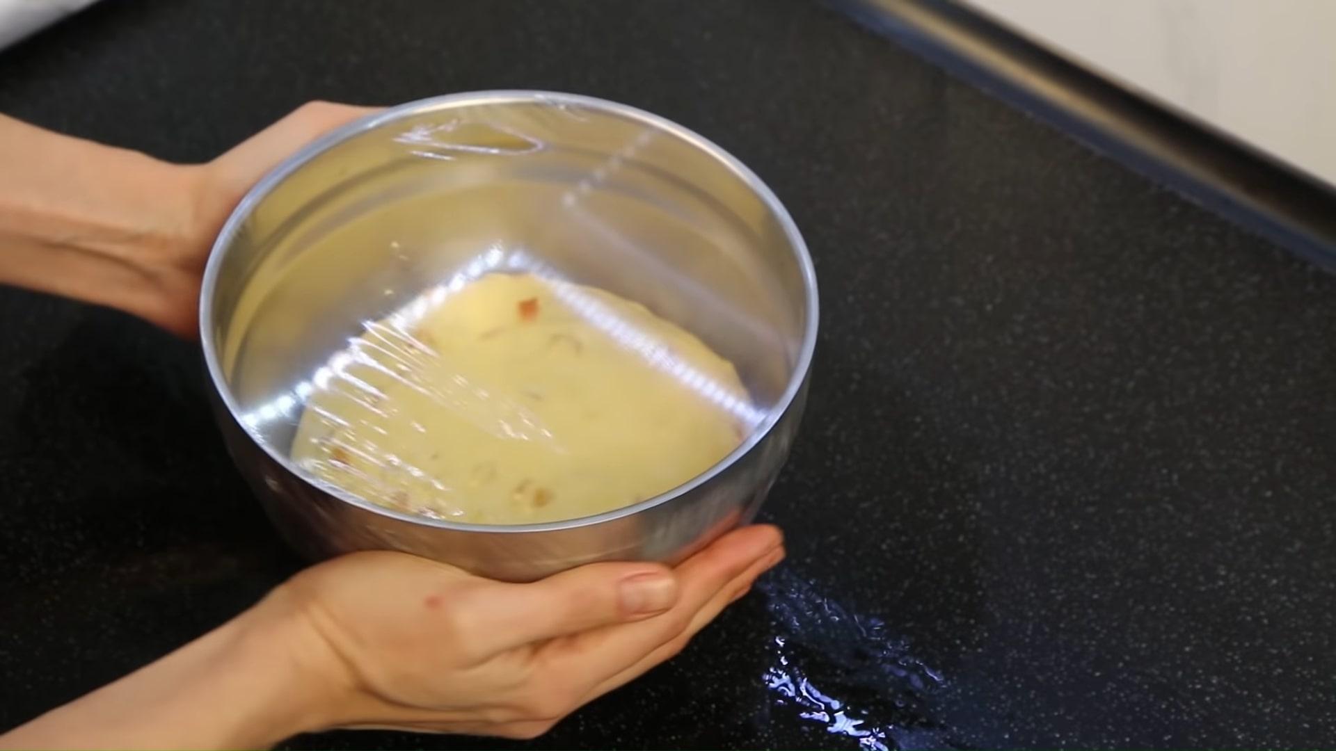 Recepta - Panettone de Pasqua amb fruita confitada - Pas 10