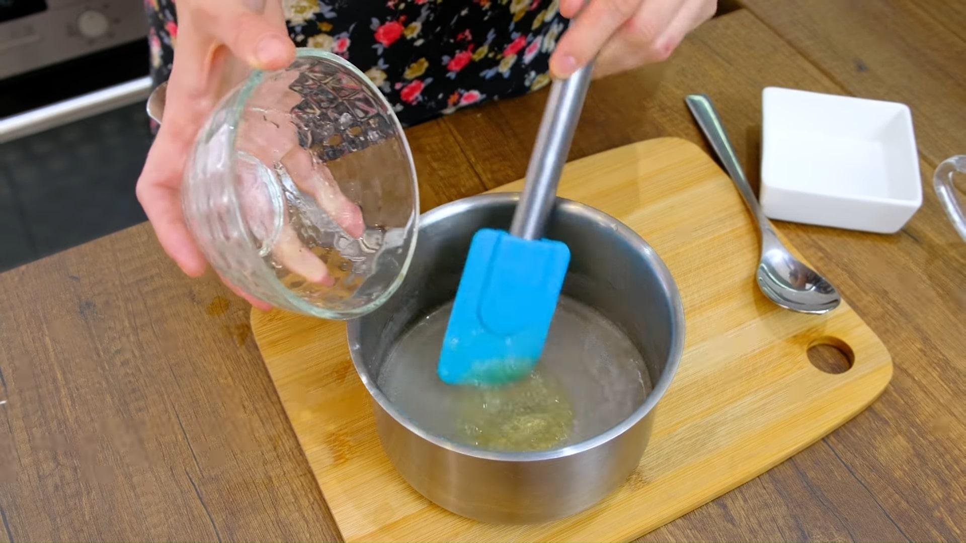 Recette - Le meilleur glaçage à la gélatine pour gâteau de Pâques - Étape 4