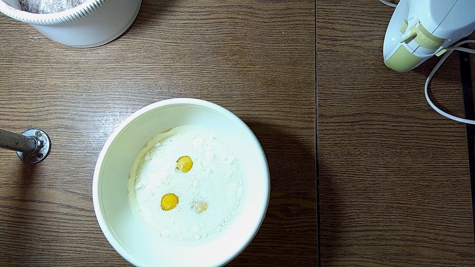 Recipe - Chocolate Kefir Muffins na may Cocoa - Hakbang 3