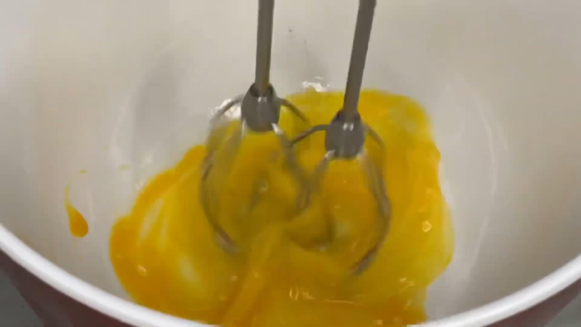 Recepta - Magdalenes de pastís de formatge amb xocolata - Pas 2