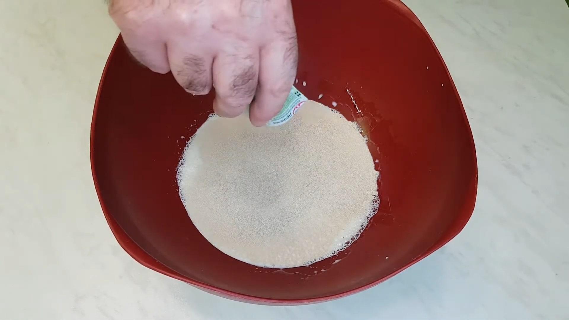 Recepta - Pastís de Pasqua amb fruites confitades i panses - Pas 1