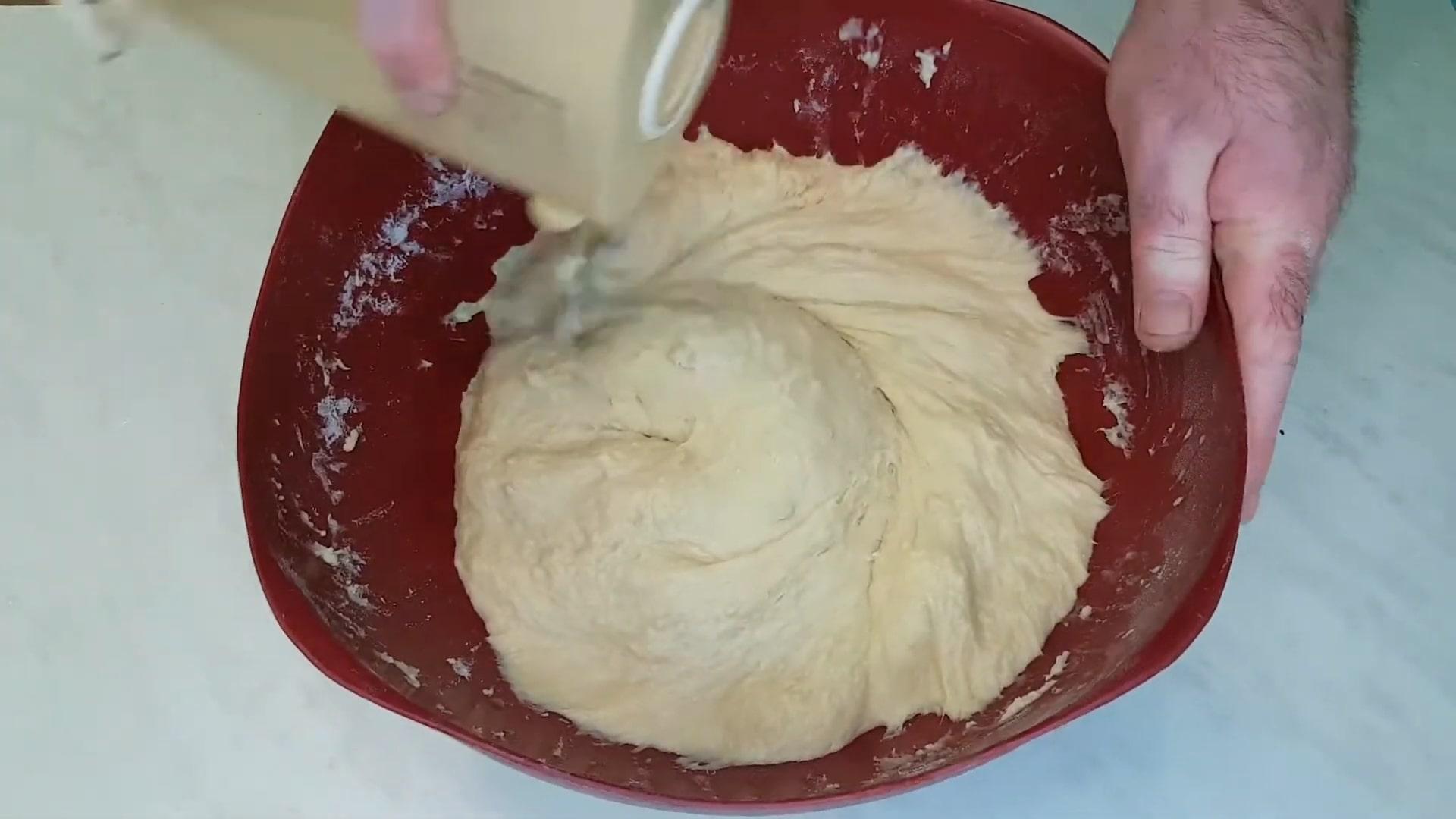 Recepta - Pastís de Pasqua amb fruita confitada i panses - Pas 9