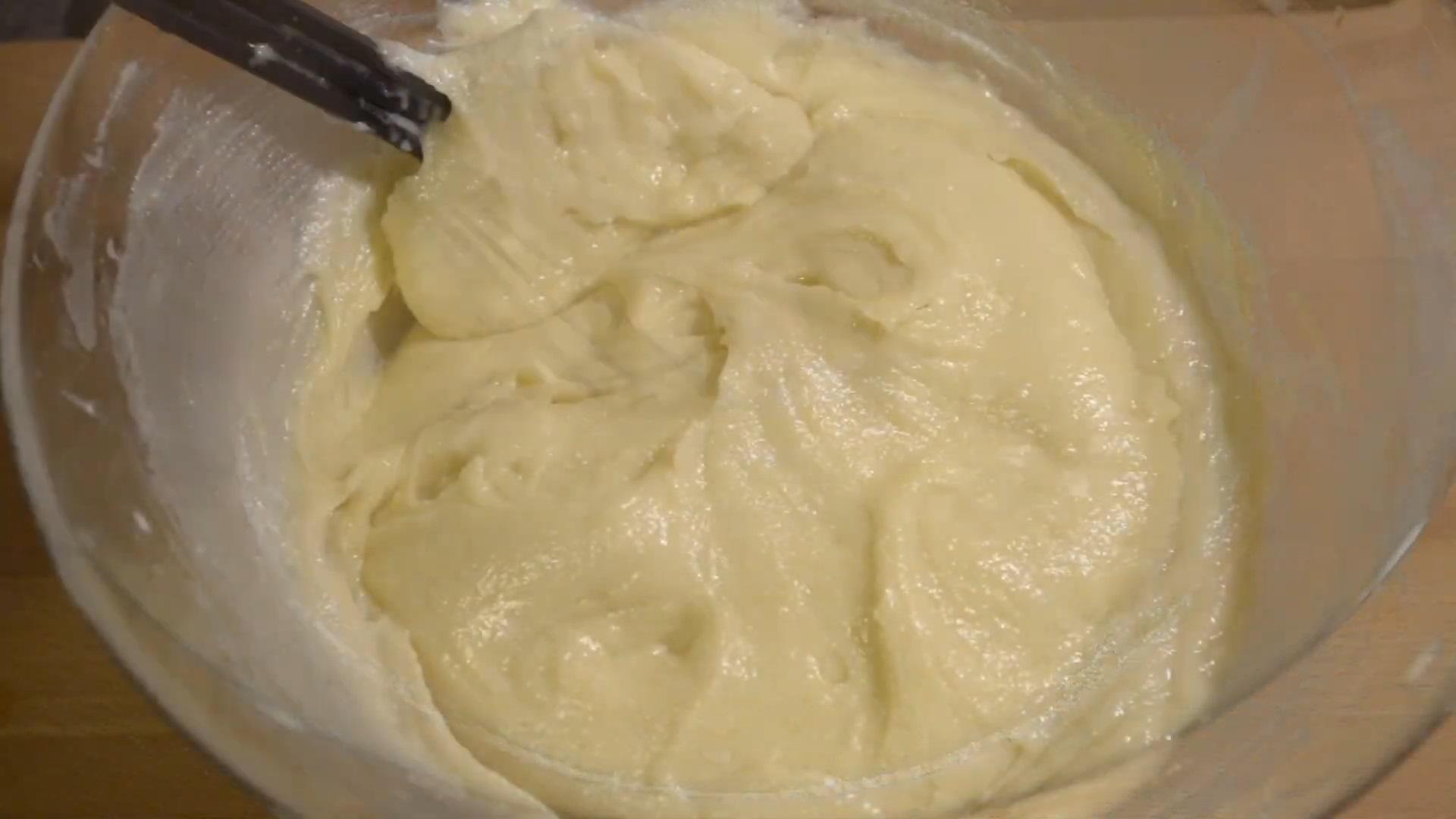 Recepta - Magdalenes de crema agra amb fruits del bosc - Pas 5