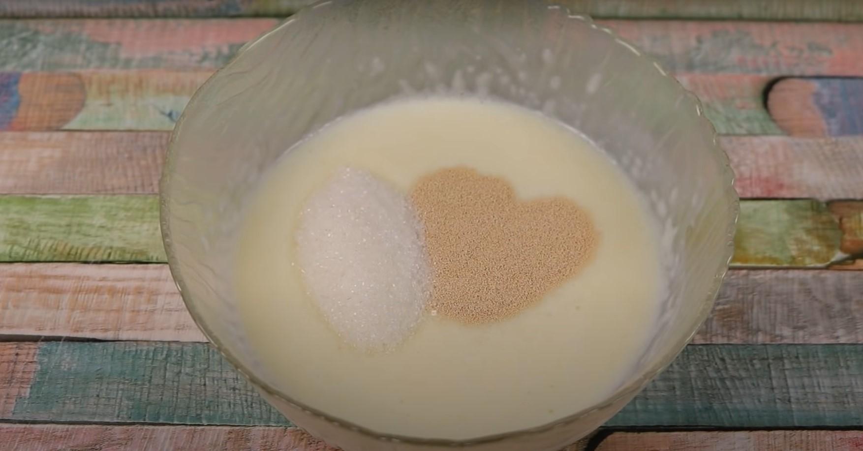 Recepta de pastís de Pasqua amb formatge cottage, sèmola i panses - Pas 3