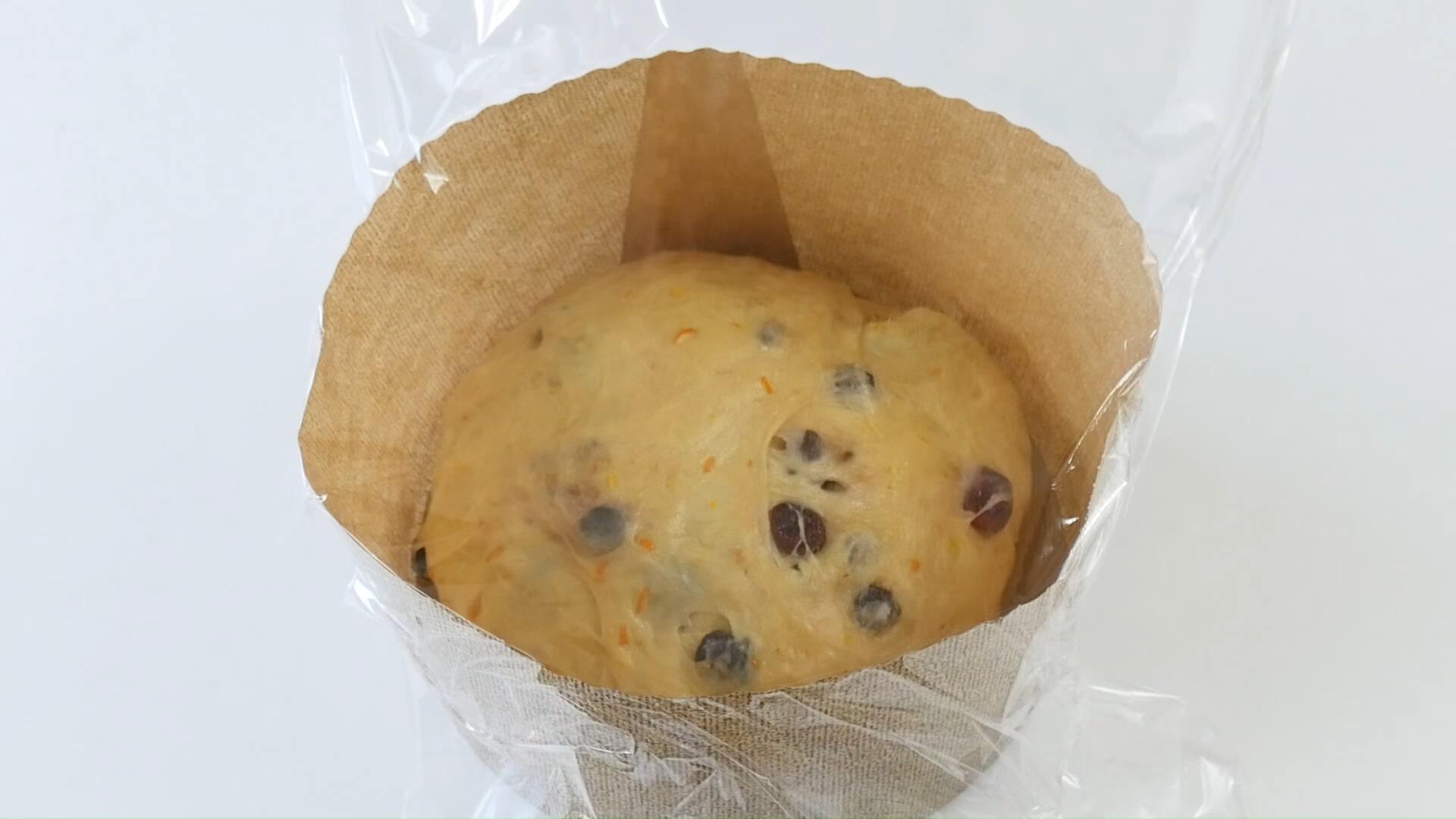 Recepta - Panettone de Nadal amb xocolata i panses - Pas 10