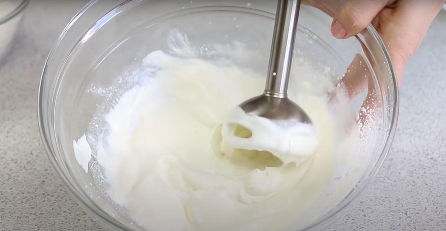 وصفة كعكة عيد الفصح باللبن الرائب والخميرة الطازجة - الخطوة 3