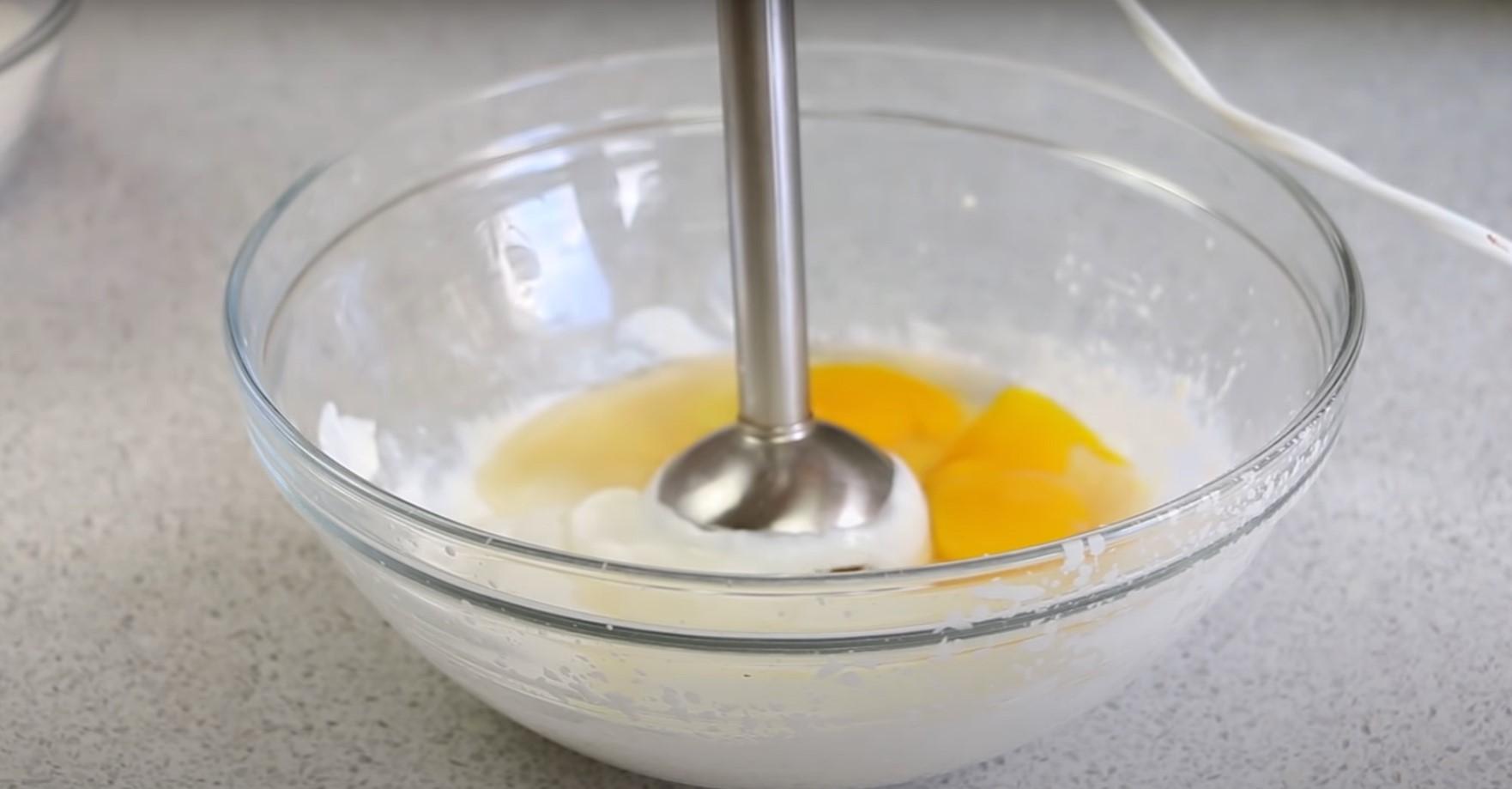 وصفة كعكة عيد الفصح باللبن الرائب والخميرة الطازجة - الخطوة 4