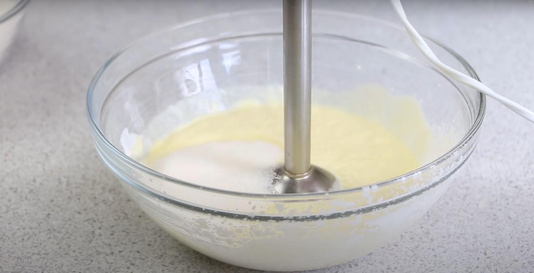 وصفة كعكة عيد الفصح باللبن الرائب والخميرة الطازجة - الخطوة 5