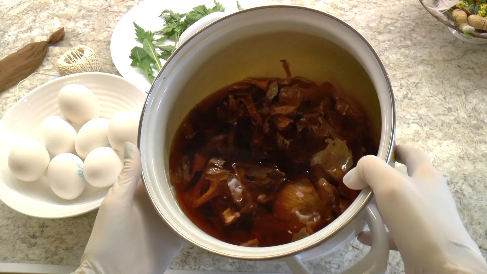 وصفة - بيض بنقوش زهرية - الخطوة 1