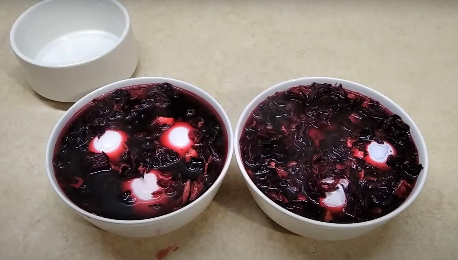 Ricetta - Uova tinte all'ibisco dorato - Fase 4