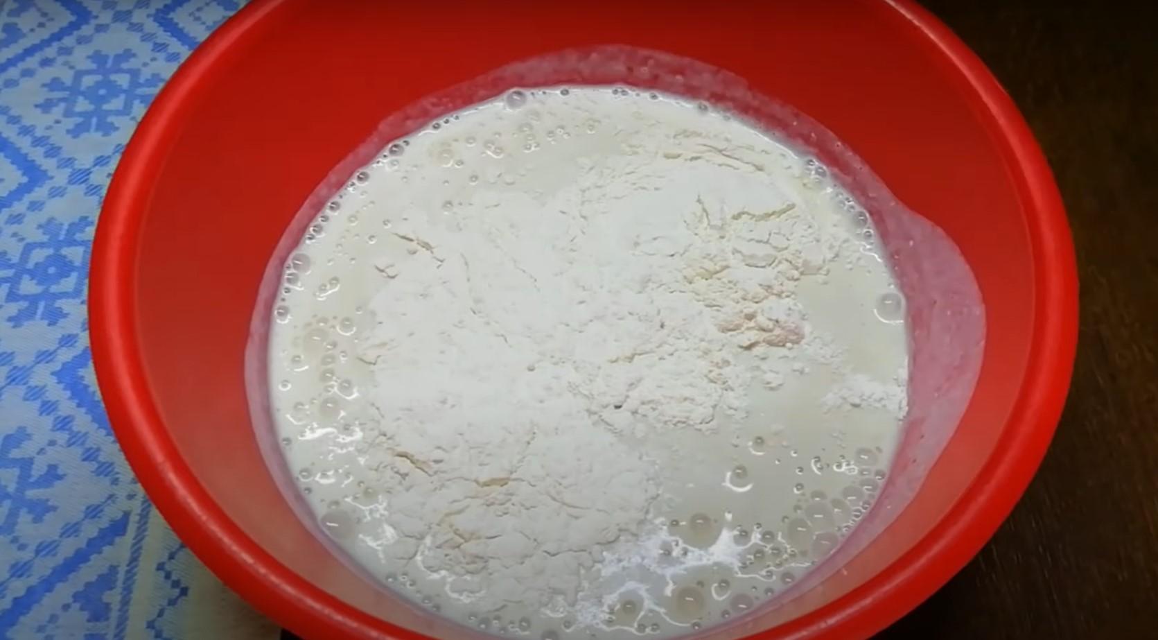 وصفة - كعكة عيد الفصح بالكفير والخميرة - الخطوة 3