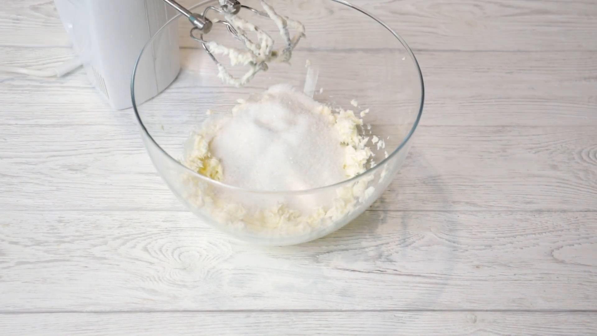 Recepta - Magdalenes amb xips de xocolata amb llet - Pas 1