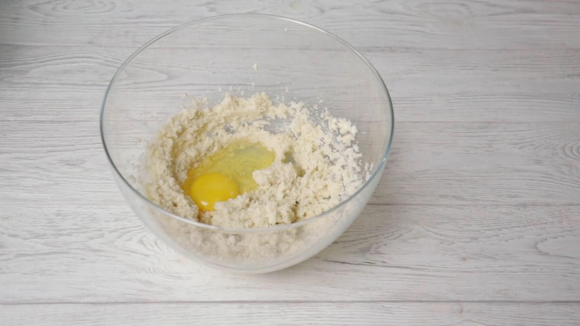 Recepta - Magdalenes amb xips de xocolata amb llet - Pas 2