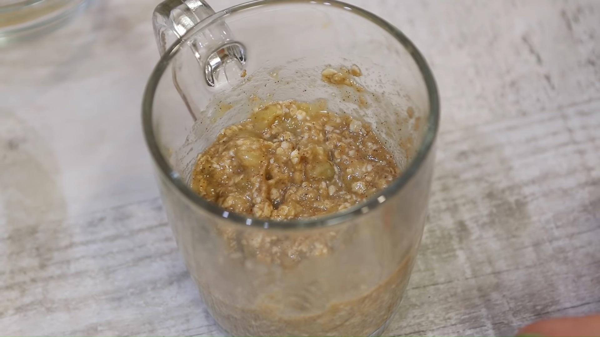 Recepta - Pastís de plàtan i civada per a tasses - Pas 3