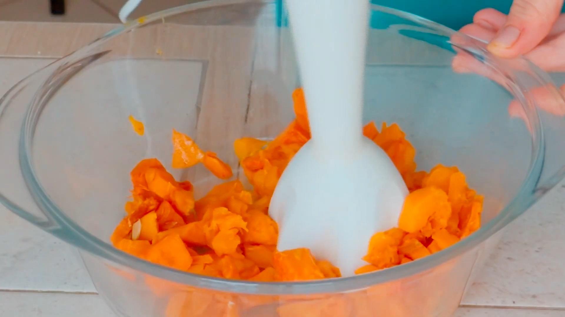 Resipi - Mga Muffin na may Kalabasa na Kefir - Hakbang 3