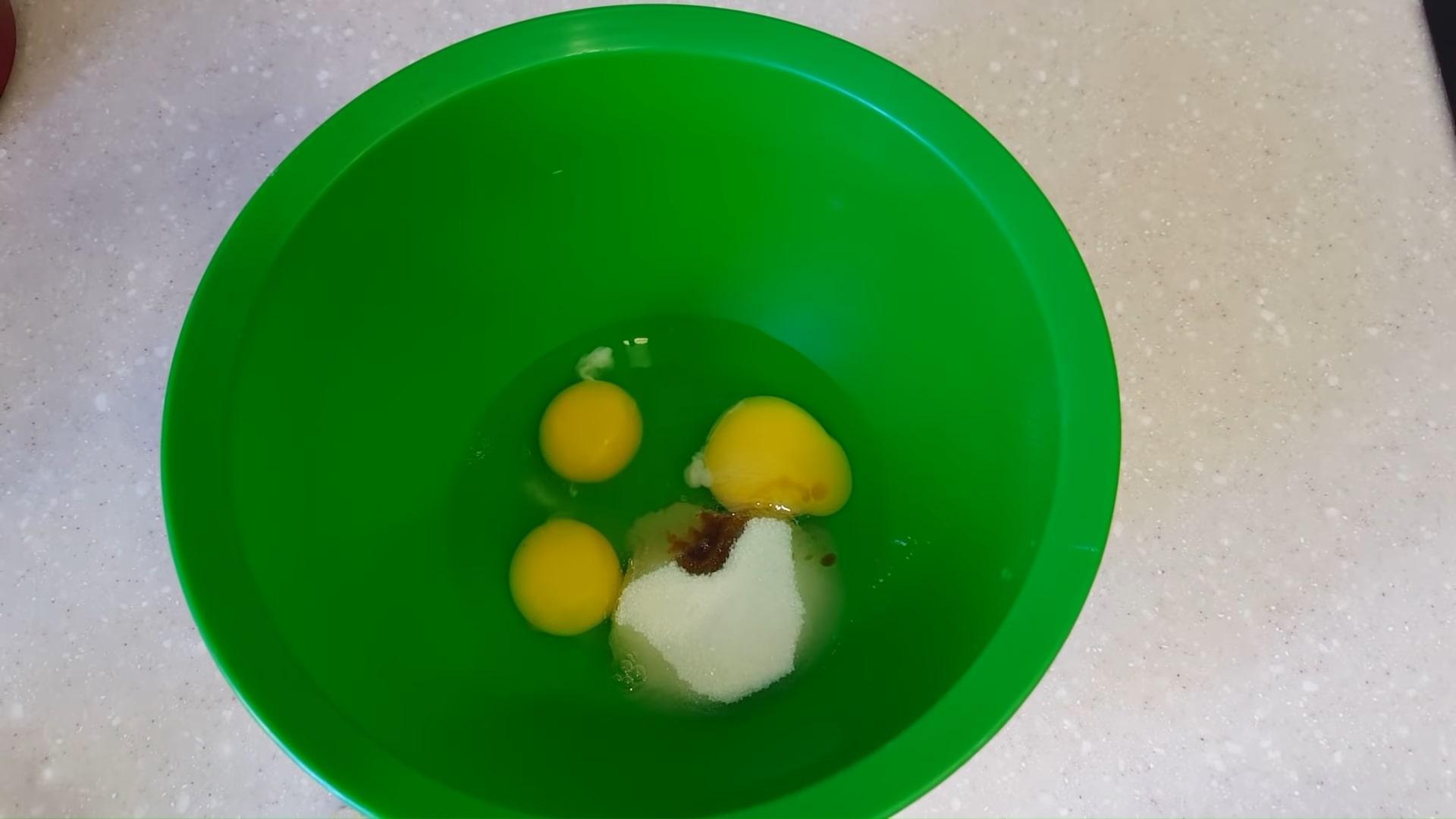 Recepta - Deliciós i fàcil pastís de Pasqua amb llevat i panses - Pas 2