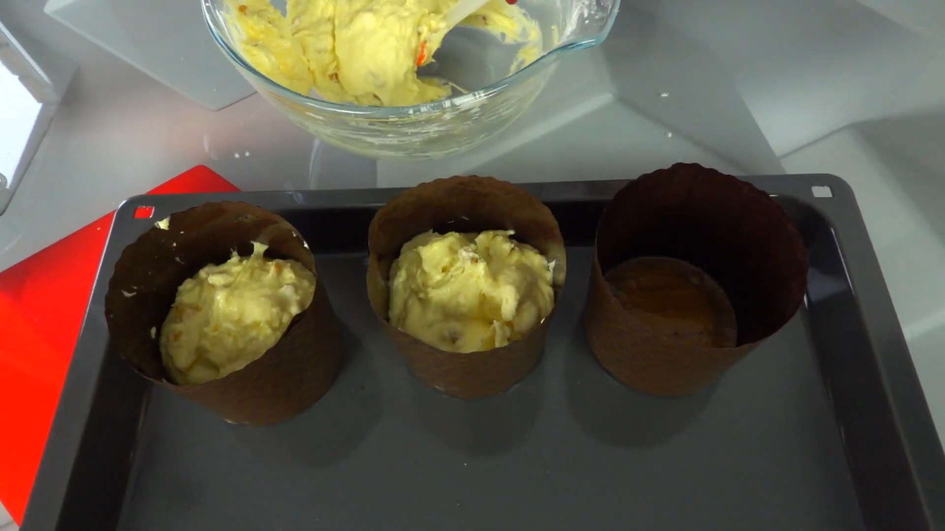 สูตรเค้กอีสเตอร์แสนอร่อยที่ไม่ใช้ยีสต์ - ขั้นตอนที่ 8