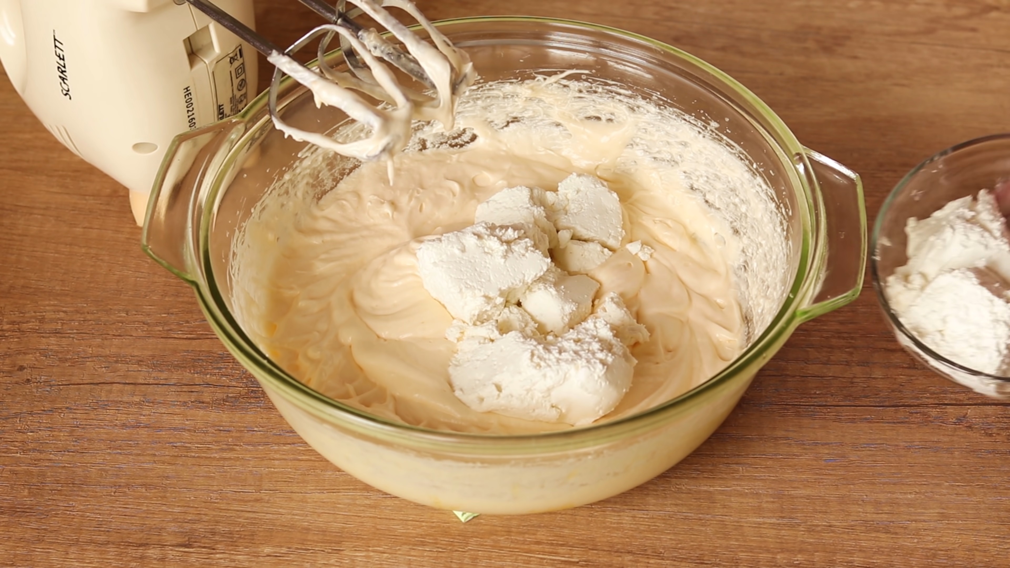 สูตร - เค้กพุดดิ้งอีสเตอร์แบบง่ายๆ ไม่ใช้ยีสต์ ในพิมพ์ - ขั้นตอนที่ 4