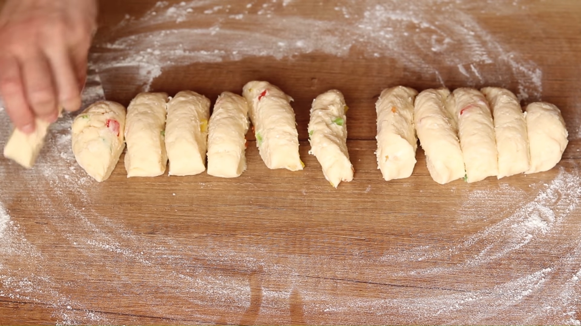 Recepta - Magdalenes de formatge cottage i panses - Pas 7