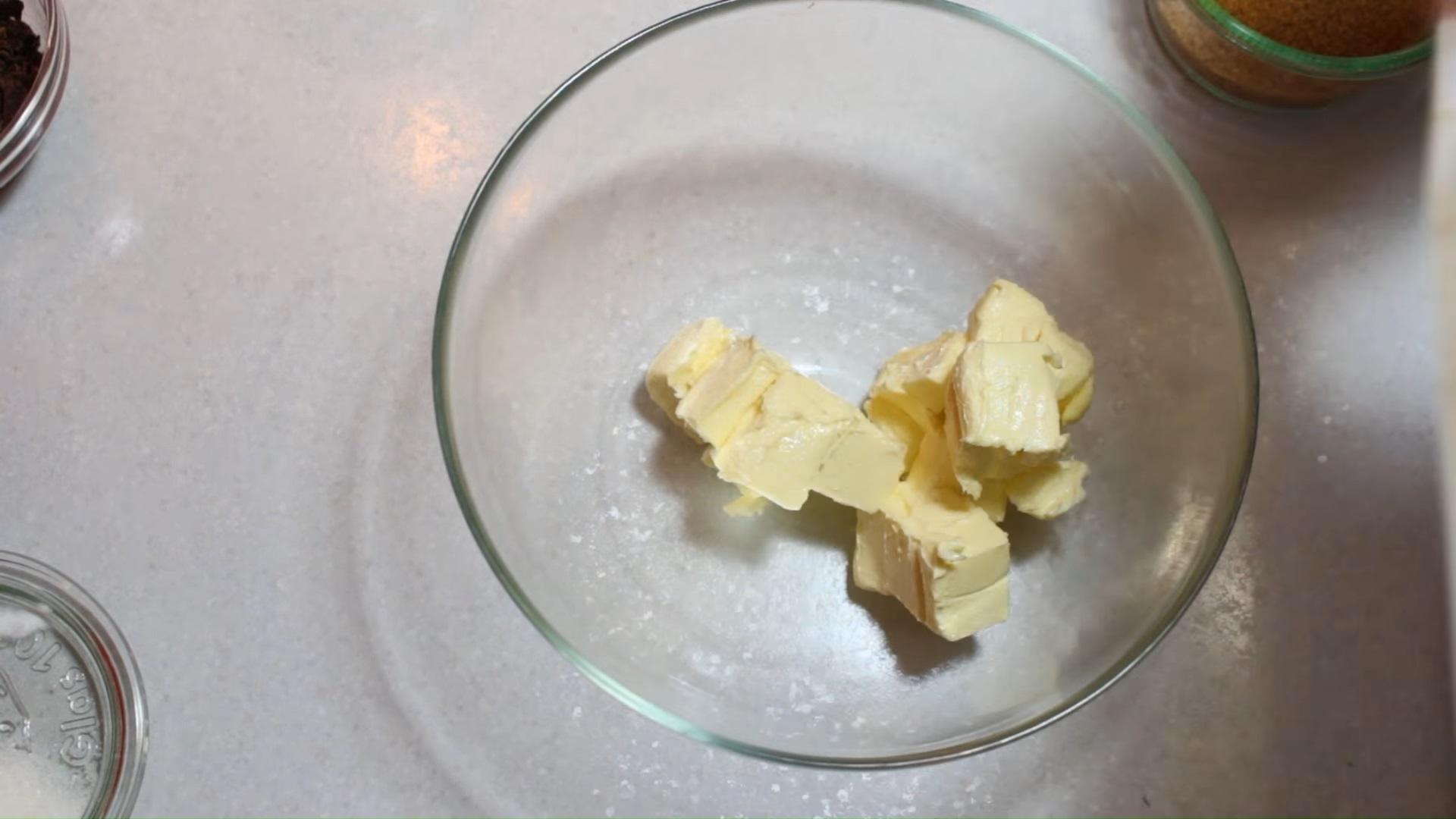 Recepta - Cupcakes de festucs amb xips de xocolata - Pas 1