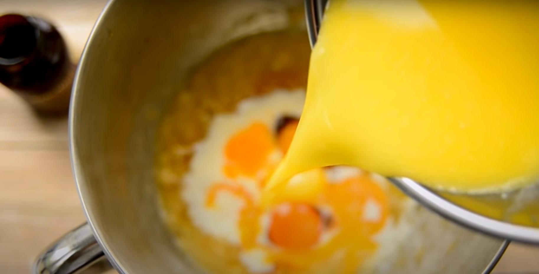 Recepta - Magdalenes de plàtan i xocolata - Pas 5