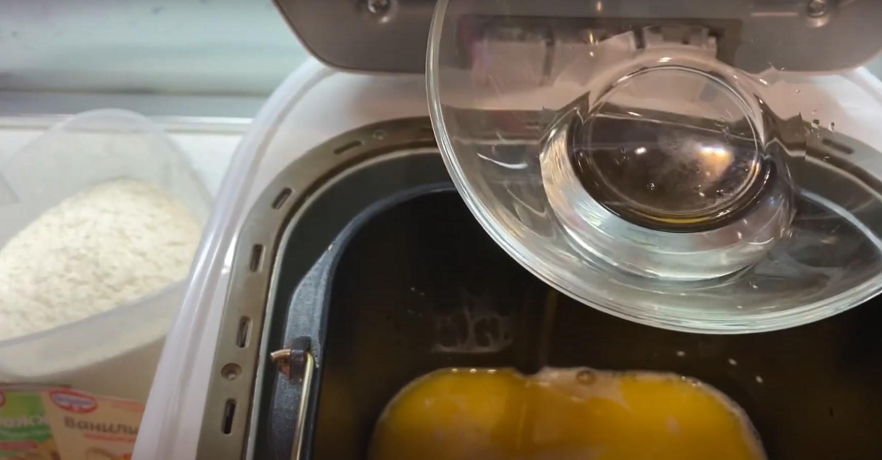 وصفة عجينة كعكة عيد الفصح باستخدام الخميرة الجافة لآلة الخبز - الخطوة 5