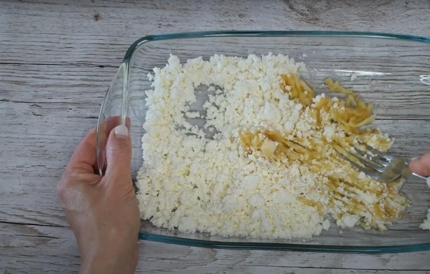 Recepta - Magdalenes de plàtan i mel - Pas 2