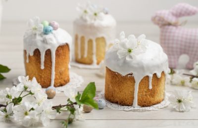 لماذا يخبز الناس كعكات عيد الفصح - صورة