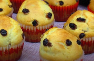 كعكات الزبيب - صورة