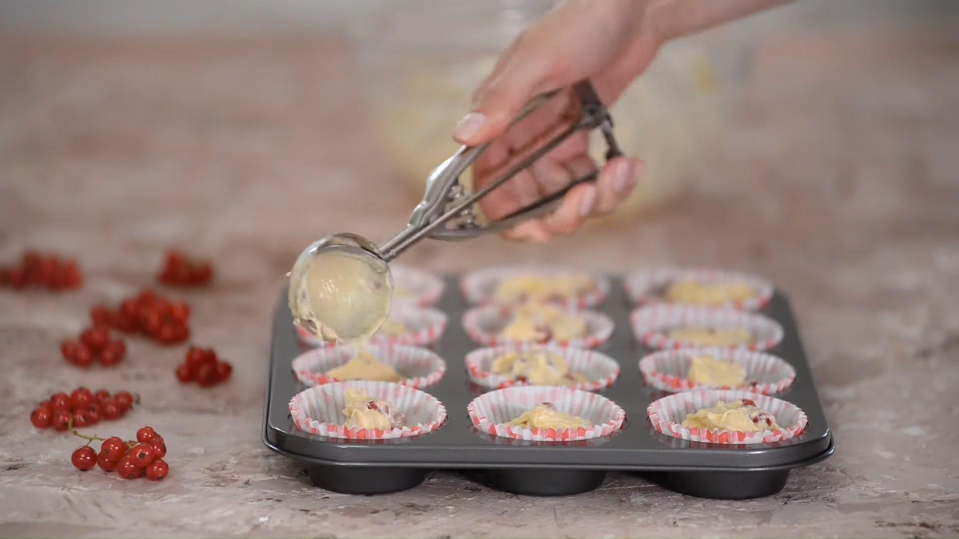 Opskrift på røde ribsmuffins - Trin 7