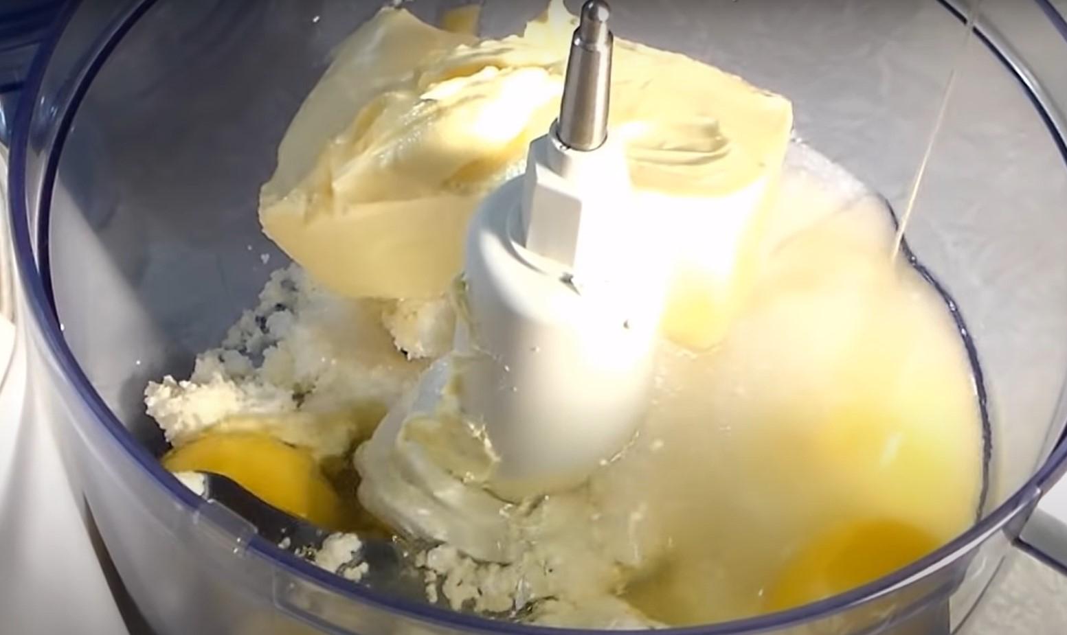 Opskrift på hytteost- og rosinmuffins - Trin 5