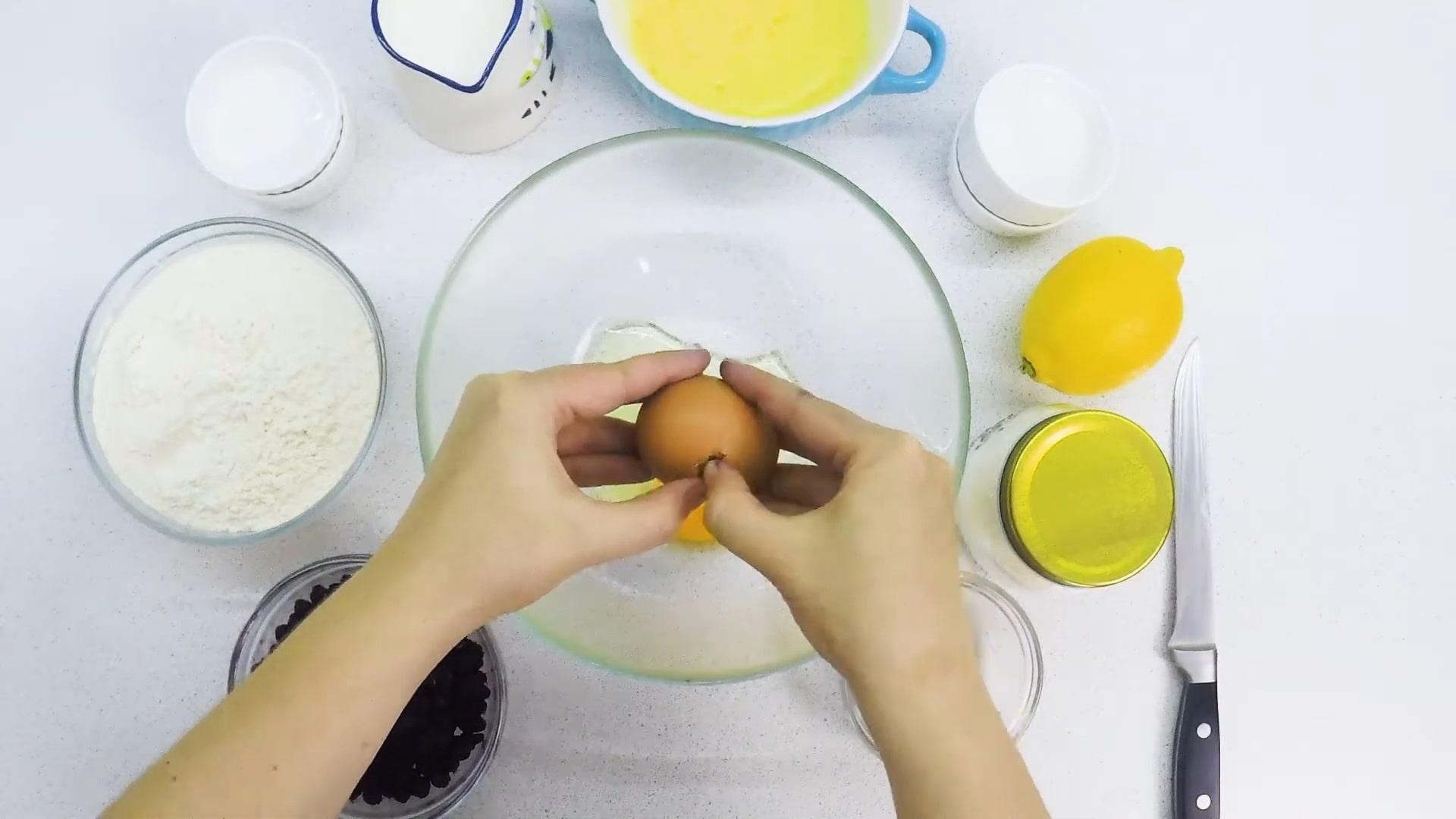 Opskrift på frosne blåbærmuffins - Trin 1