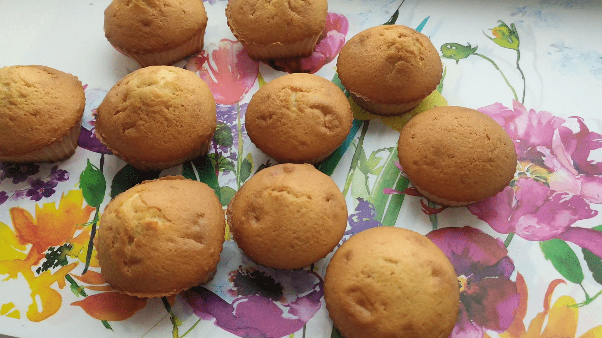 وصفة - كعكات بارني بالحليب المكثف - الخطوة 7 -