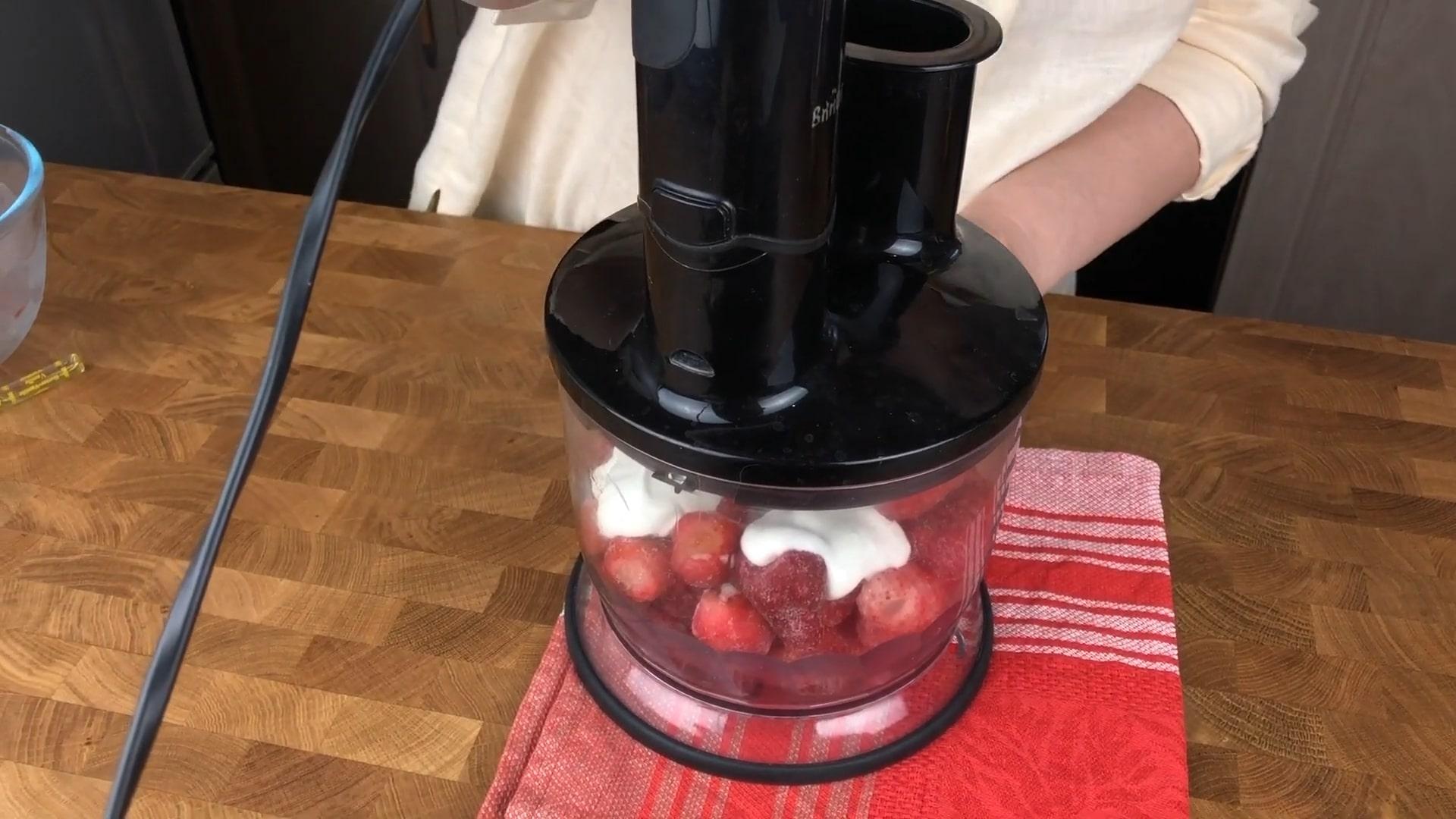 Recepta - Gelat de sorbet de maduixa - Pas 3