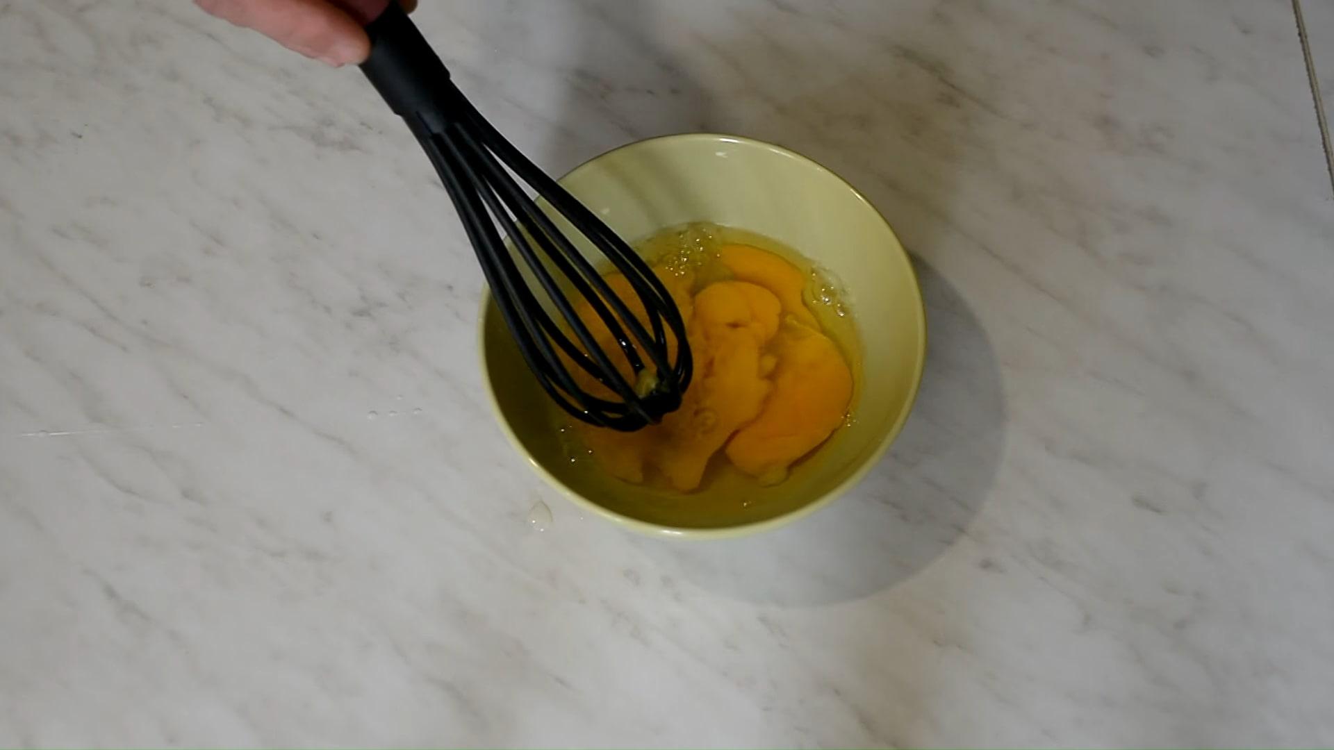 Opskrift på chokolade- og solbærmuffins - Trin 2