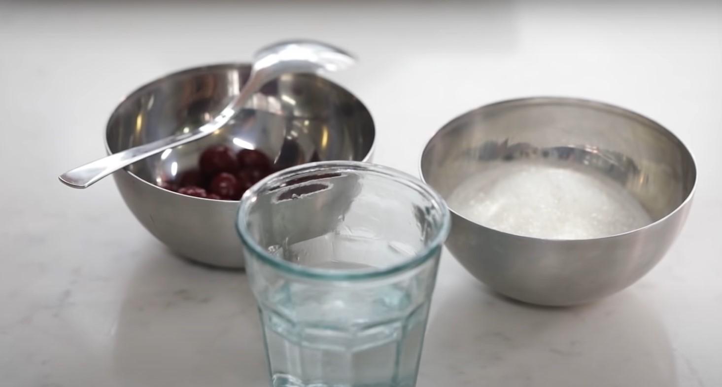 وصفة - كريمة التوت لتزيين الكب كيك والمافن - الخطوة 1