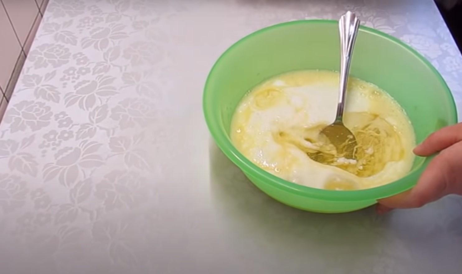 Opskrift - Ovnbagte kefirmuffins med rosiner - Trin 4