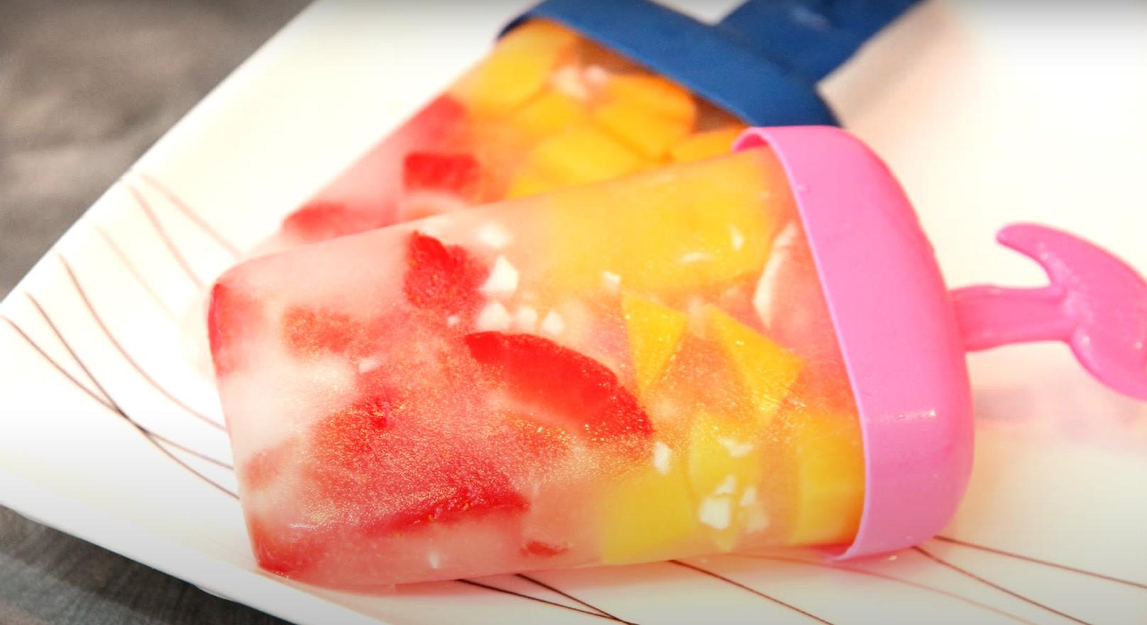 وصفة - مصاصات الفاكهة مع قطع الفاكهة - الخطوة 8