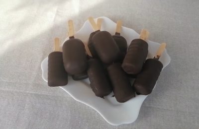 كيفية صنع الآيس كريم في قوالب في المنزل - صور