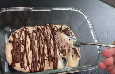 آيس كريم كيتو مع مُحلي - صورة