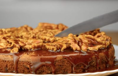 براوني بالكراميل والمكسرات - صورة