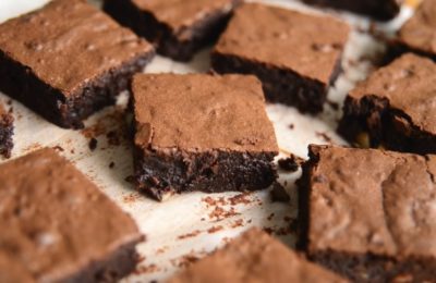 وصفة براونيز بالمكسرات - صورة