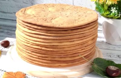 كيفية تخزين طبقات كعكة العسل الجاهزة