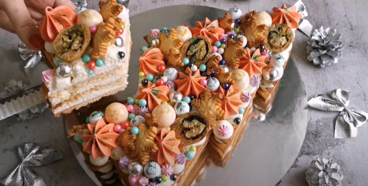 Pastís d'arbre de Nadal amb pasta brisa