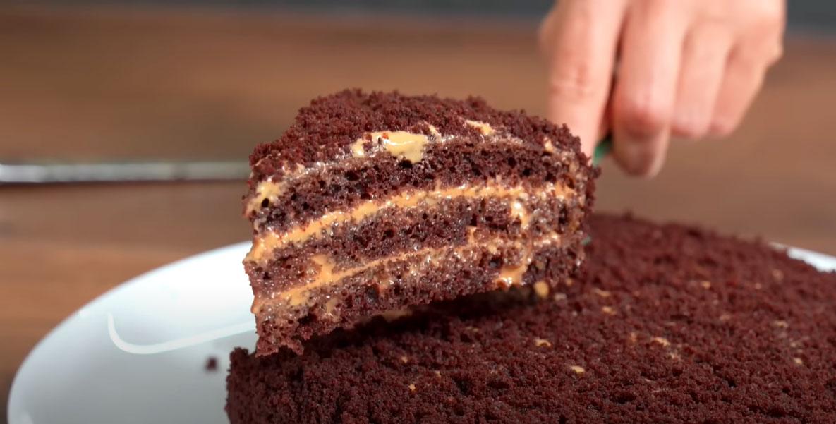 Pastís de tres gots: una recepta ràpida i fàcil